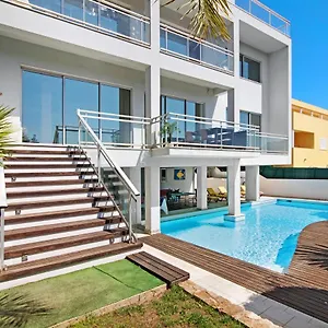 https://villa-rosana-albufeira.hotelaalgarve.com