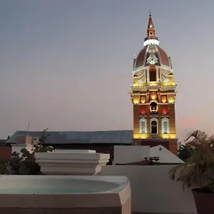 https://hermoso-apto-en-el-corazn-de-la-ciudad-amurallada.cartagena-hotels.org